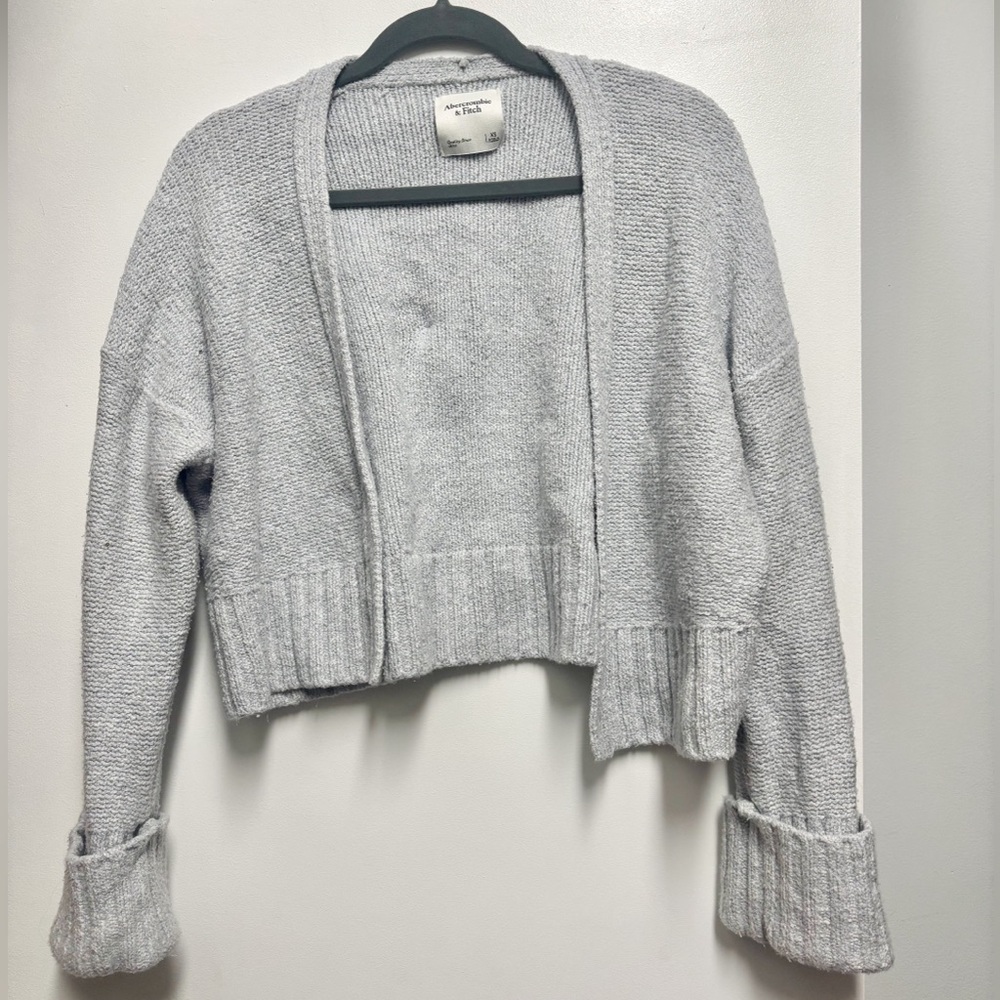 Abercrombie & Fitch Women’s Gray Cardigan Sweater XS